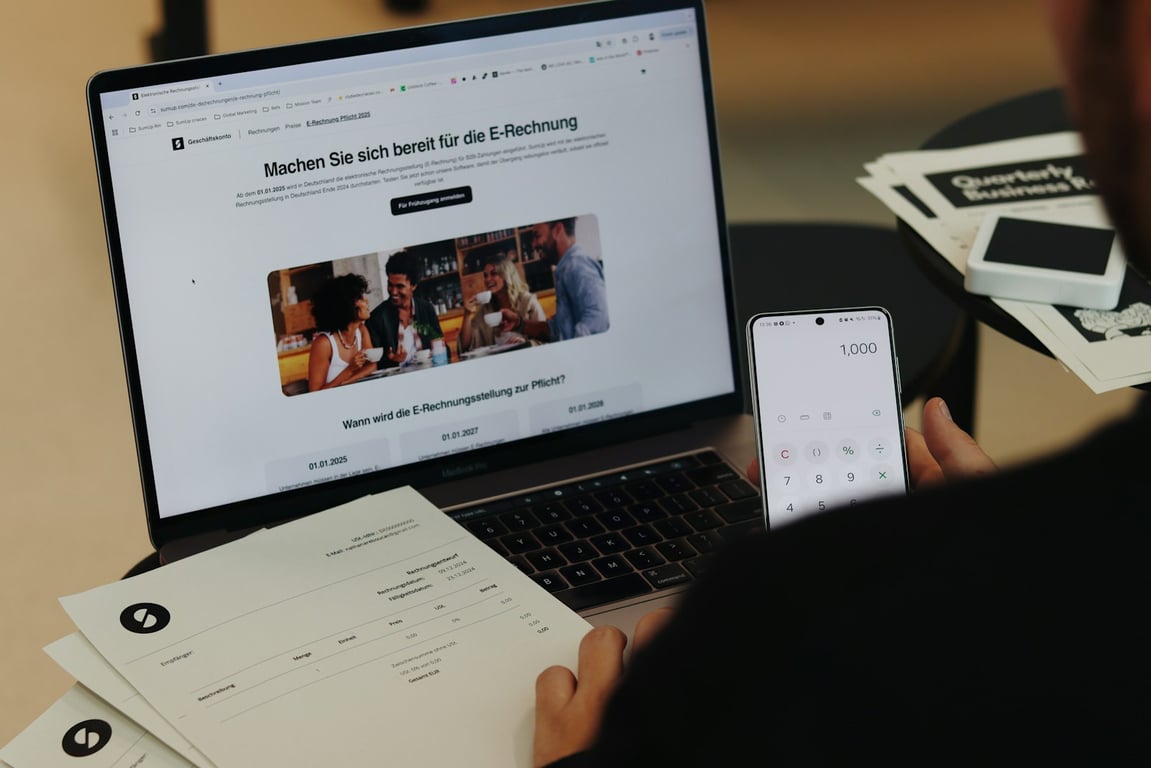 Arabic RTL invoice portal from Zoho Books via Zapier