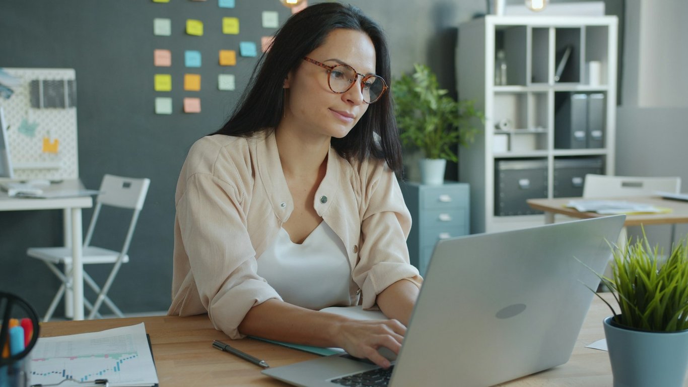 How a Real Estate Marketing Agency Saved 20 Hours a Week with a ClickUp and Asana Integration