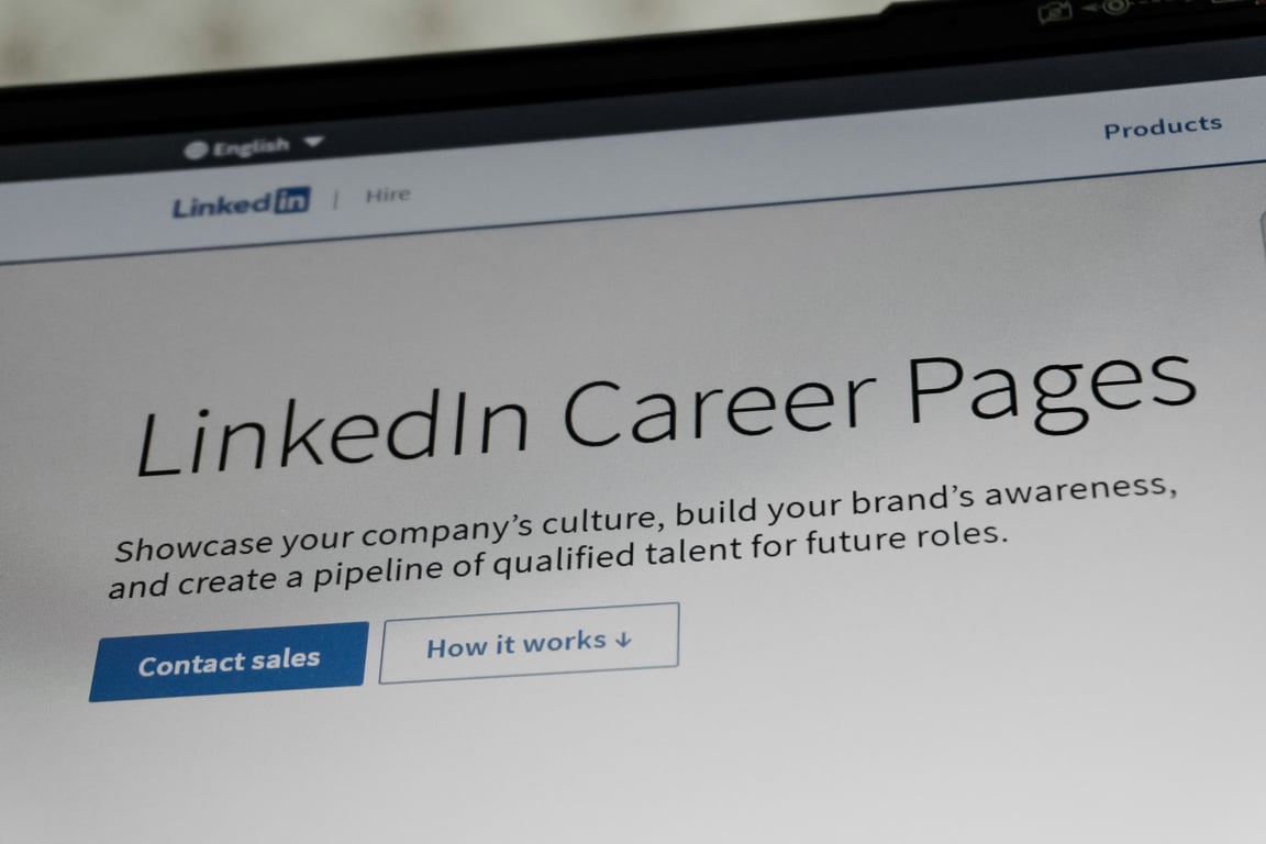LinkedIn outbound lead generation for consultants: a 4–6 month outreach playbook