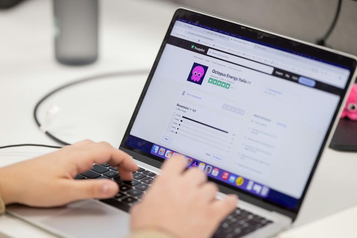 How to automate Google review responses with AI (with human approval)