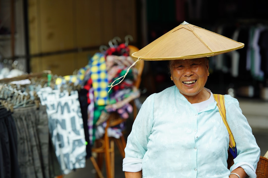 The Currency of Connection: Understanding Gift Card Values Across Borders—Why $25 USD ≠ ₩25,000 KRW