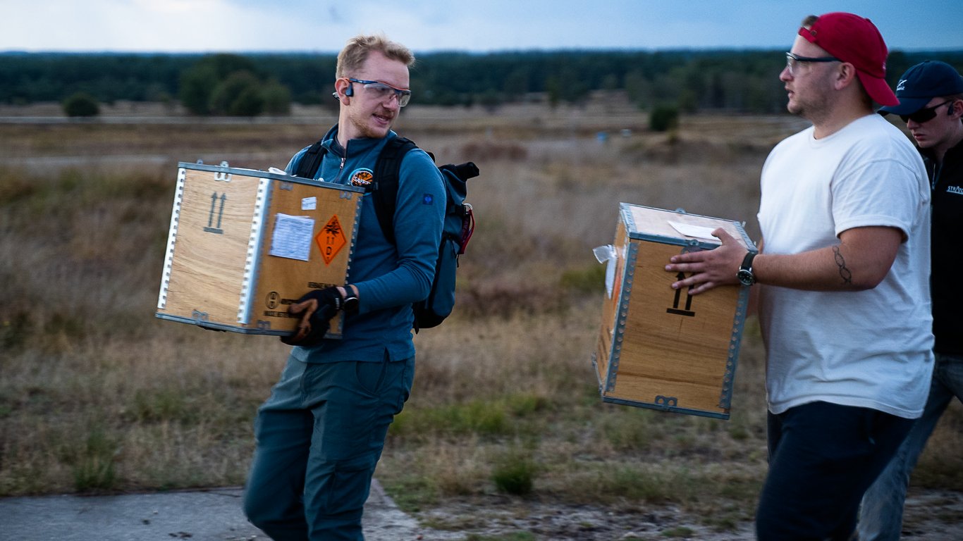 Carrying boxes of custom rocket propellant. (I have a dutch pyrotechnics license)