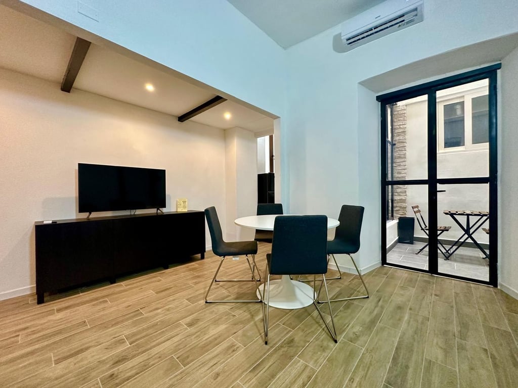 1BD - Via Cavour (one level) #103 - 2nd floor