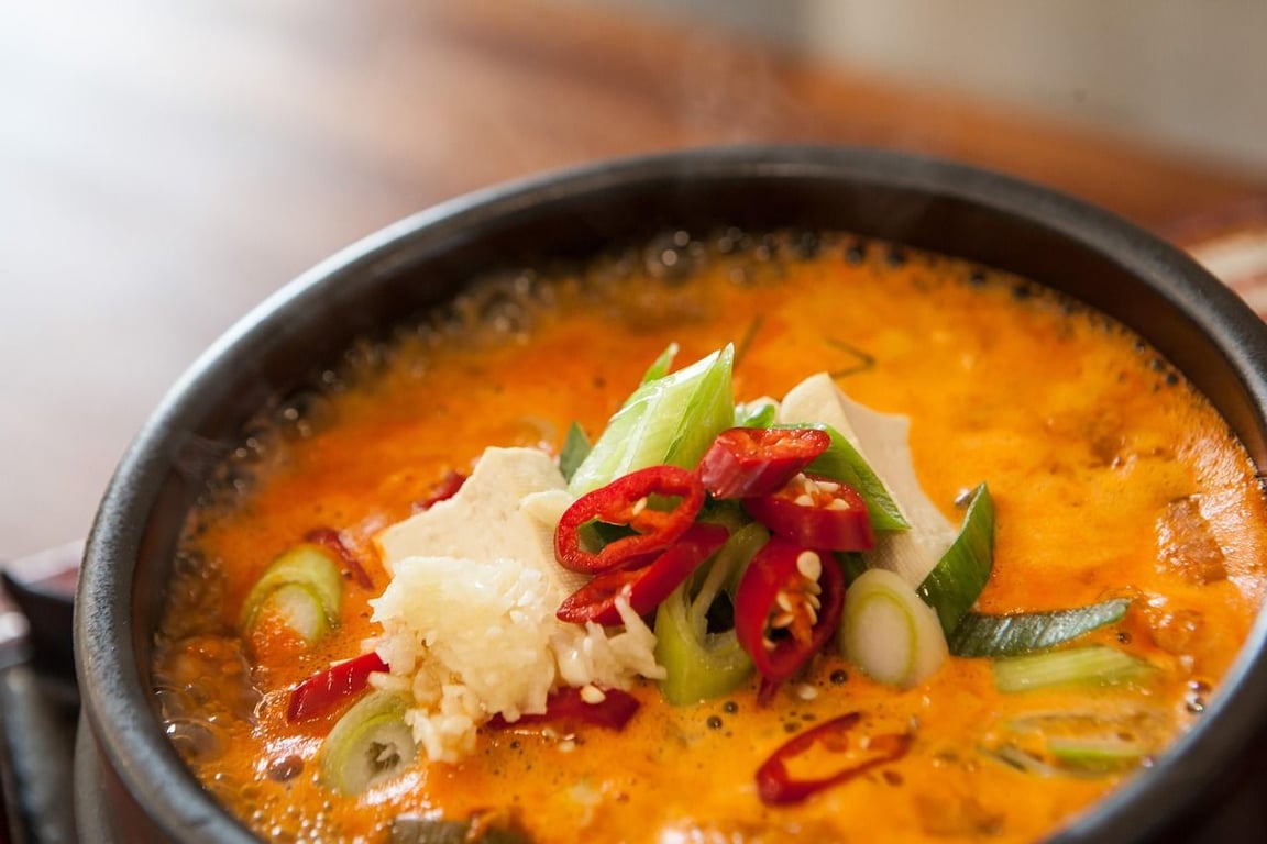 The Ultimate K-Food Experience: How to Master Authentic Kimchi Jjigae (Korean Stew) at Home!