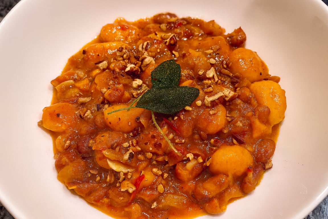 🍂 Borlotti Bean Ragu with Pumpkin Gnocchi, Roasted Sweet Potato, Heirloom Tomato & Toasted Pecans