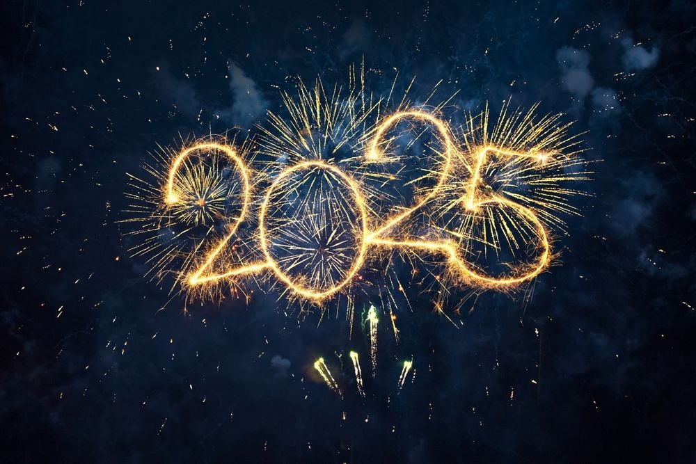 [뷰티 트렌드] 전문가들이 예측한 2025 뷰티 시장의 '게임 체인저' 4가지는?