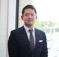 Ken Hu（ディレクター - ビジネス開発・インベスターリレーション）