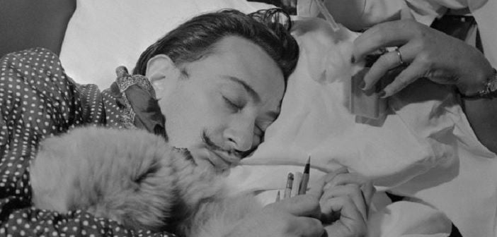 La sieste flash selon Salvador Dali