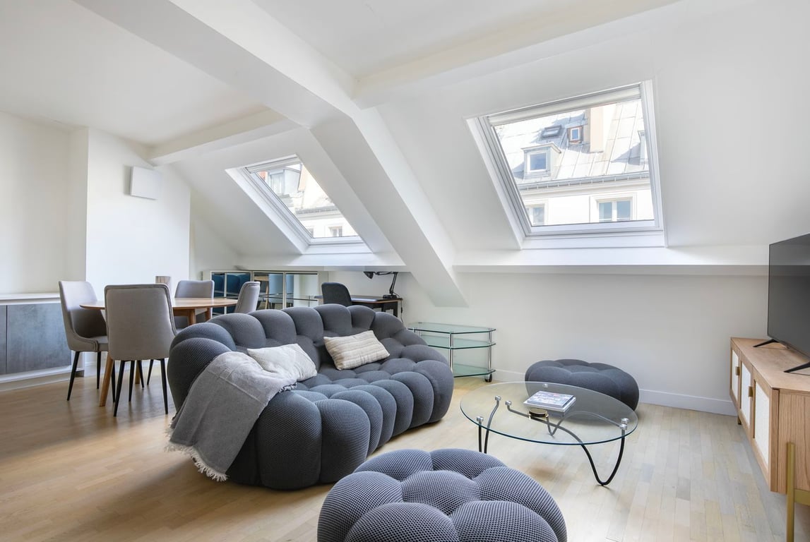 2BD - Rue Notre Dame de Nazareth - 6th floor