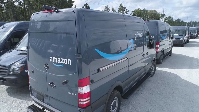 Amazon details new AI-powered package management system