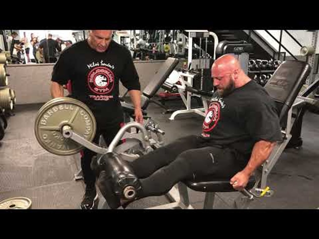 Another Giant set for QUADS with Rob Cannon - Muscleworks Orpington