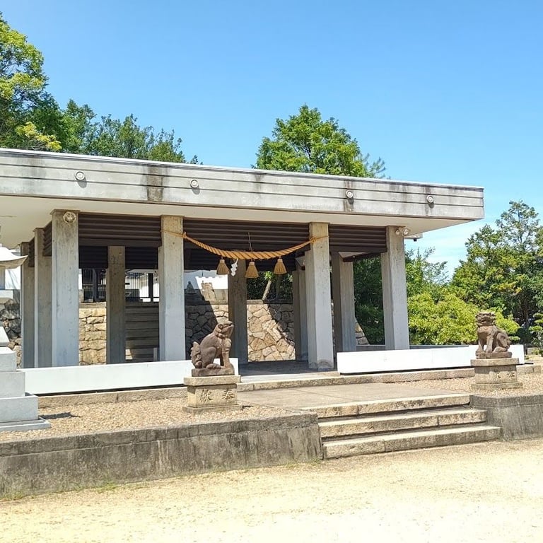 Emperor Sutoku Shrine · Japan, 〒６１８ Kagawa, Kagawa District, Naoshima, 日本、〒761-3110