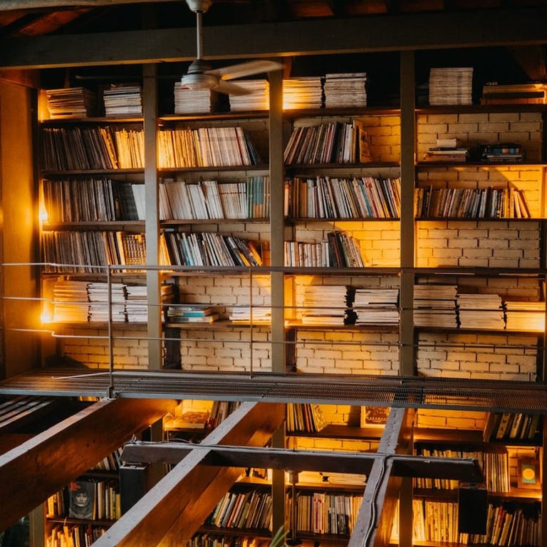 Cafe Bibliotic Hello! · Kyoto, Kyoto