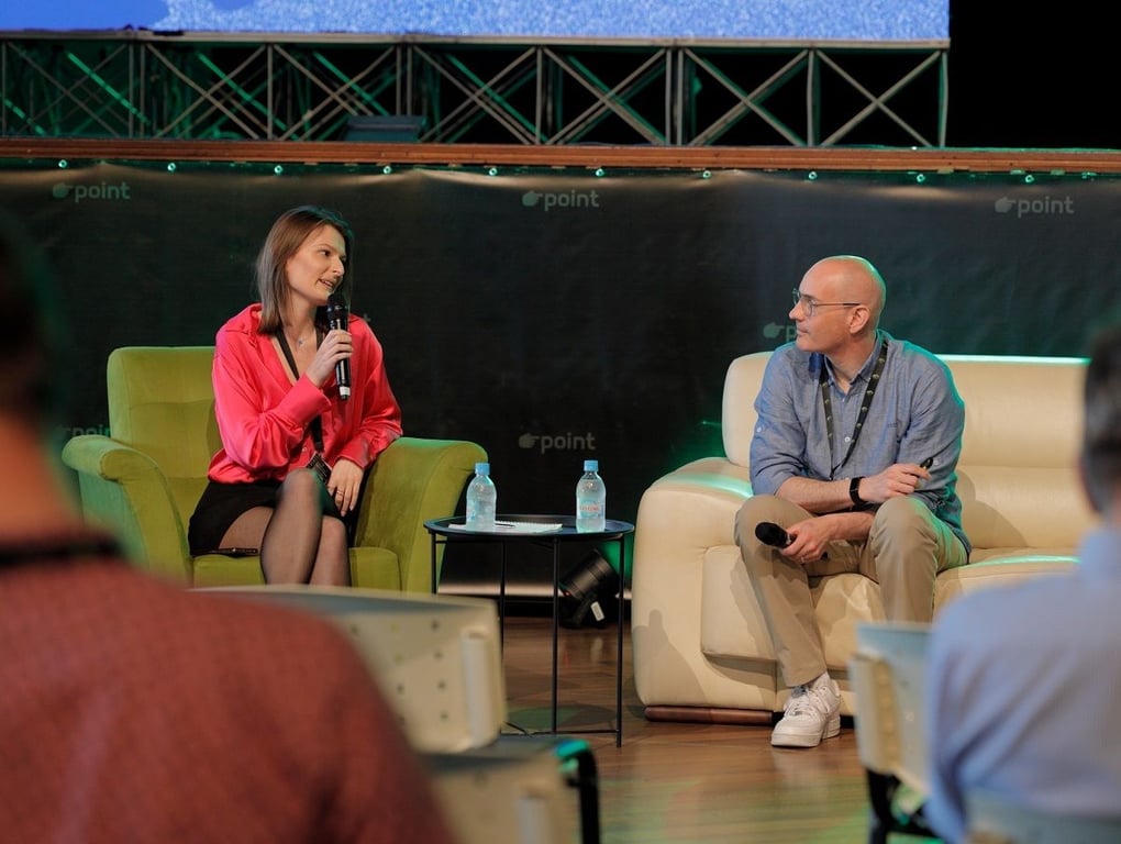 Pulling The Plug on Monetizing Disinformation: When Fakes Make Money - Point conference