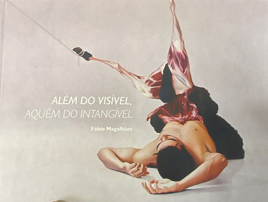 Além do visível, alguémdo intengível