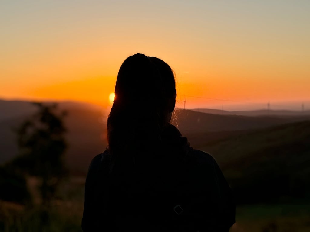 Sunrise at Foncebadón