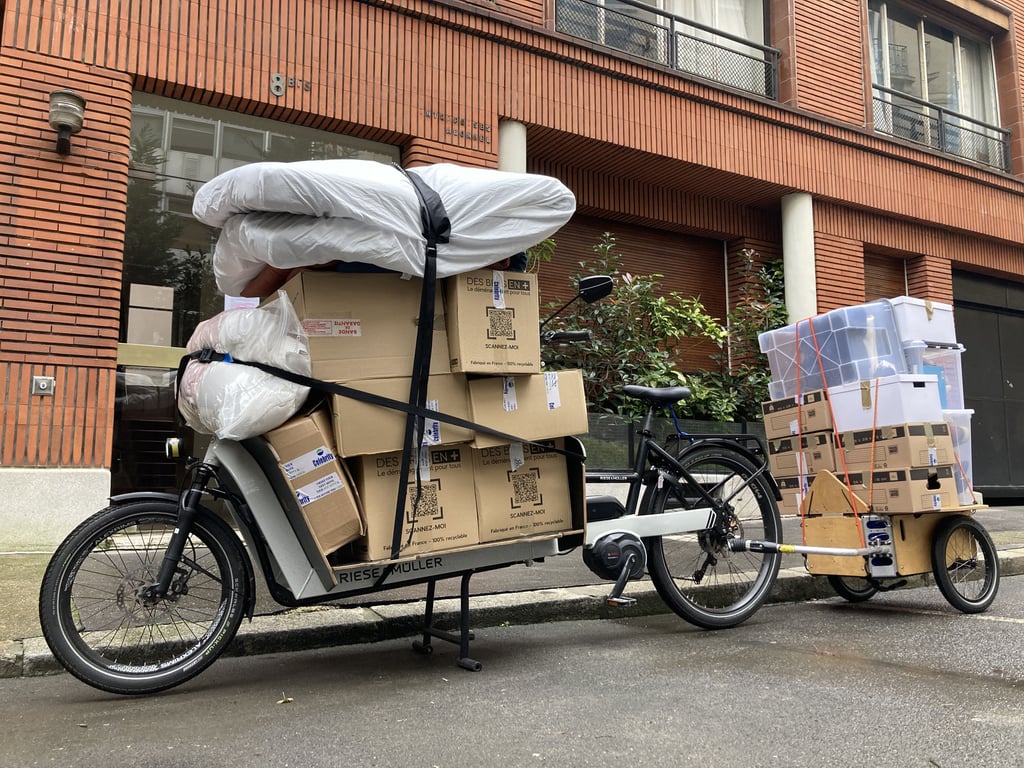 Déménagement à vélo-cargo et remorque