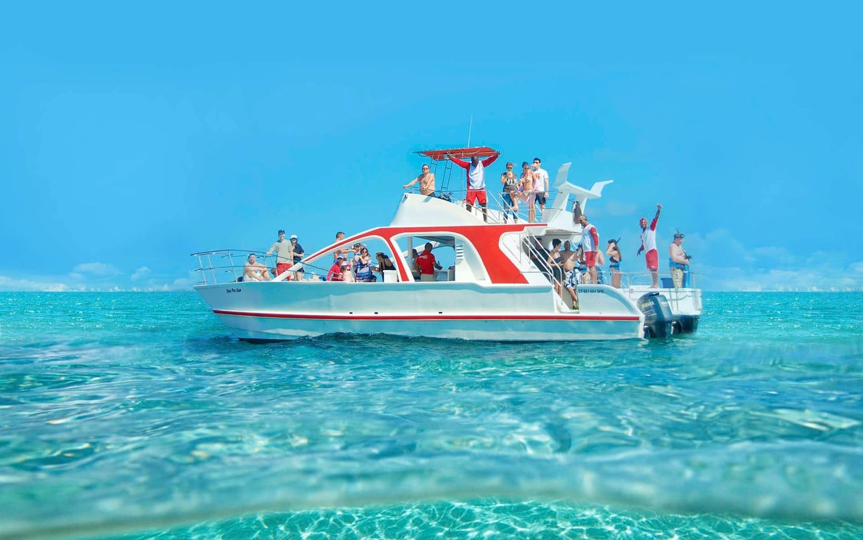 Party Boat + Costa Bavaro + Playa Macao - Privado 