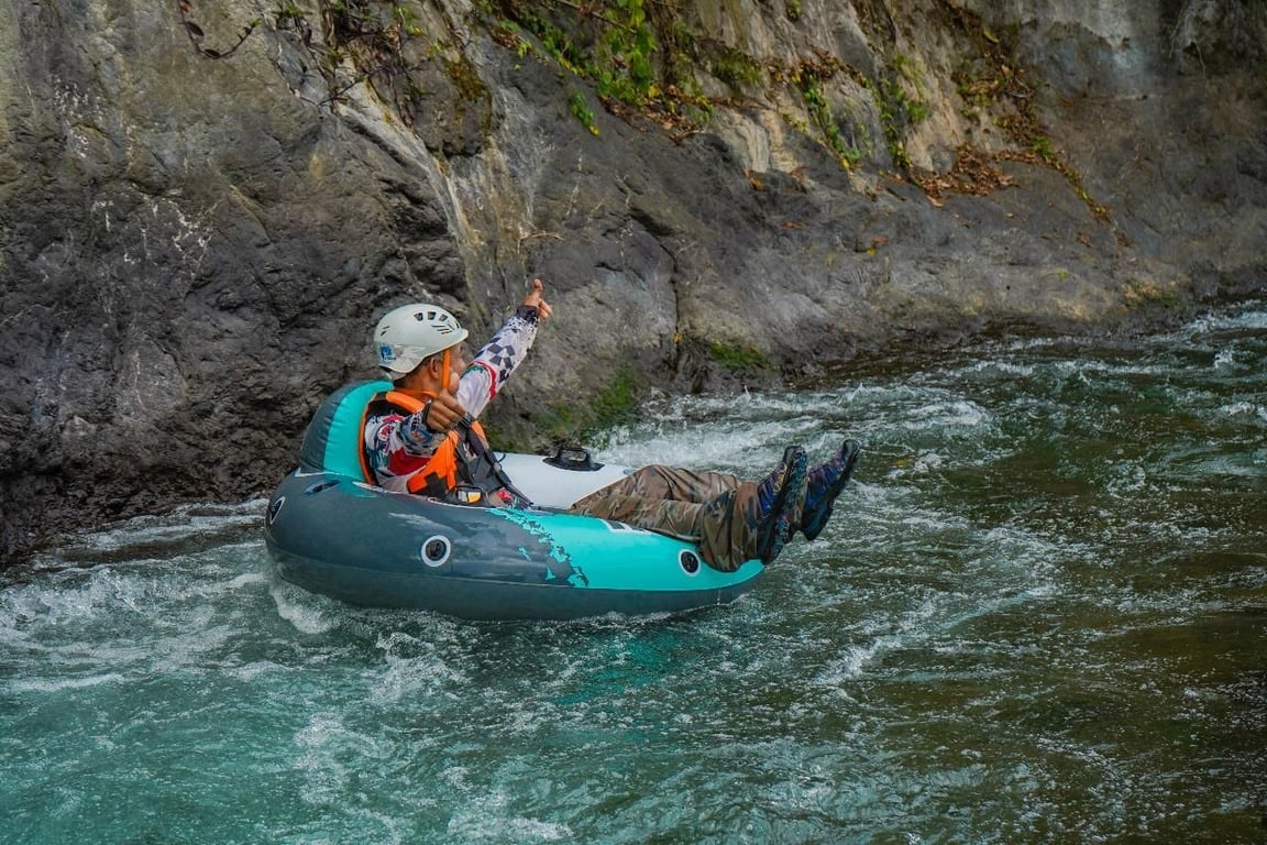 Tubing Rio Yuna + Charco Bonito 