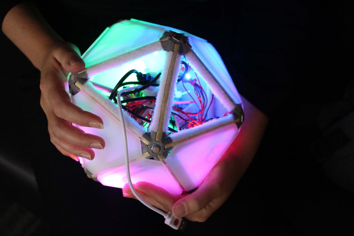 Coordinated Digital art residency in a medialab