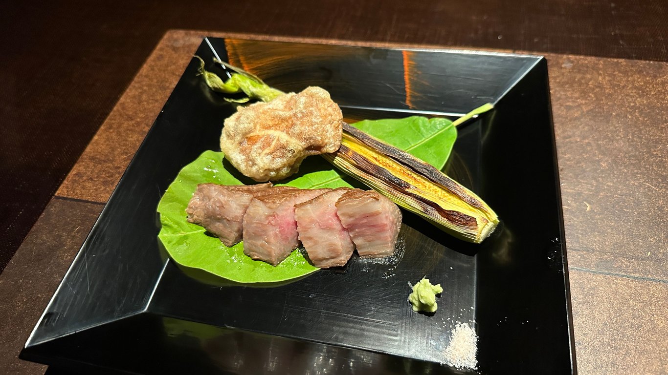 低溫烹煮三天的豬肉、香菇天婦羅、玉米筍