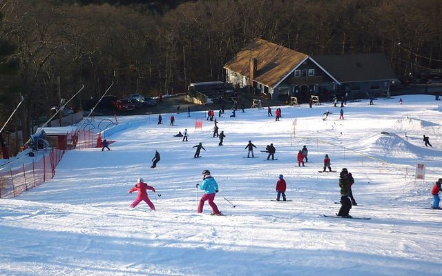 Best ski areas near Holbrook MA