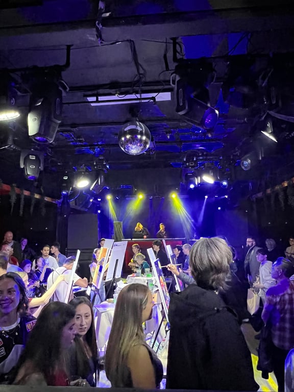Crowd at Art Battle