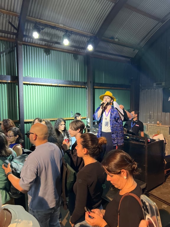 Crowd at Art Battle