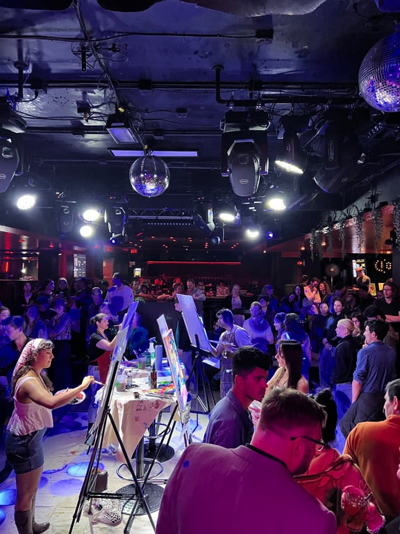 Crowd at Art Battle