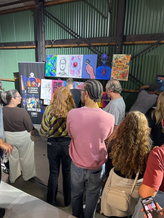 Crowd at Art Battle