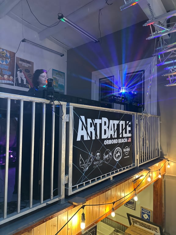 Crowd at Art Battle