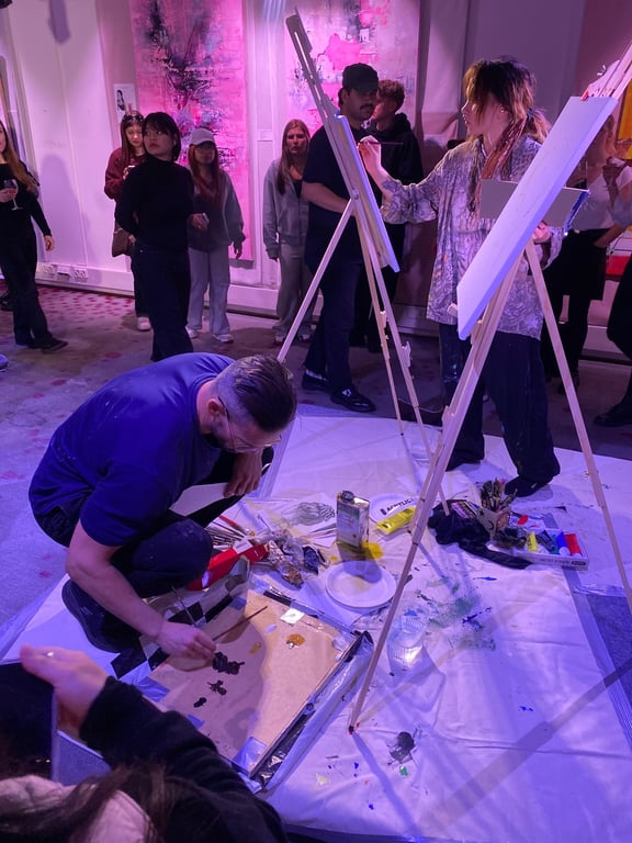 Crowd at Art Battle
