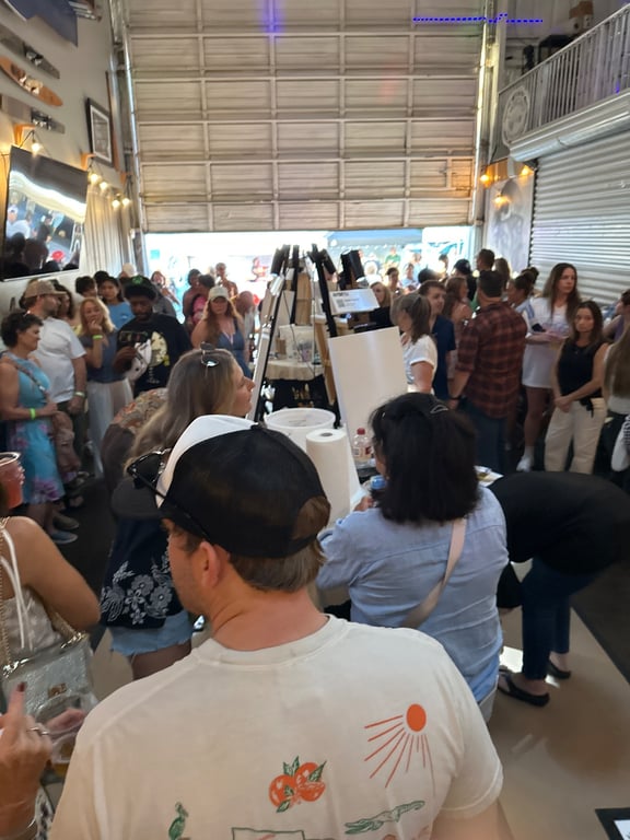 Crowd at Art Battle