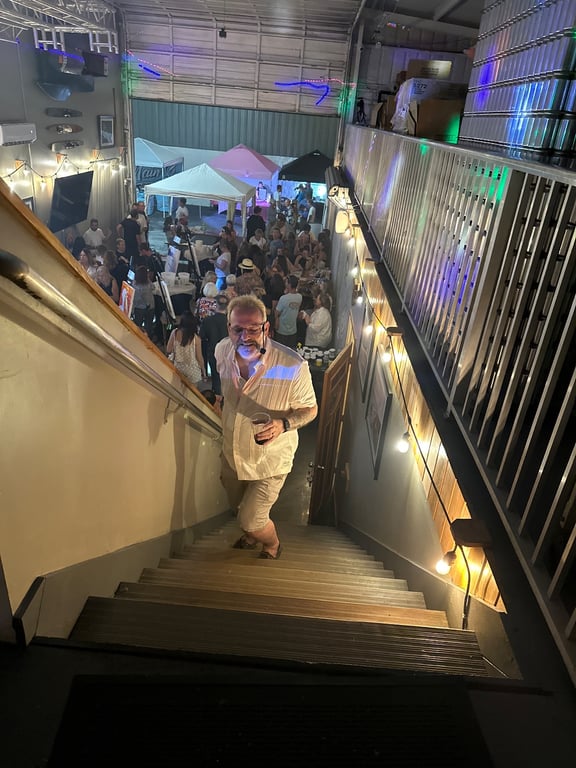 Crowd at Art Battle