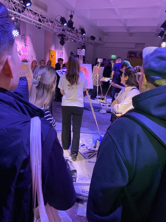Crowd at Art Battle