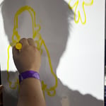 Illustair · AB4044-1-2 · Round 1 Easel 2