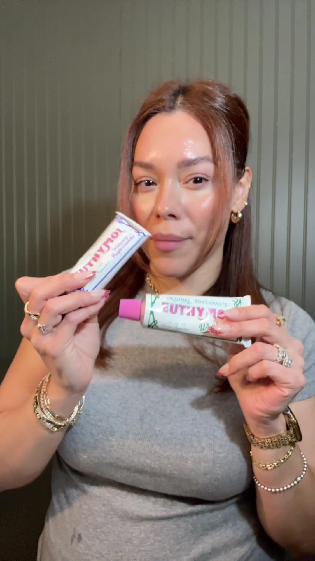 The purple toothpaste trend is actually real 👀💜 #euthymol #teethwhitening #whiteningtoothpaste #gifted @euthymol.us