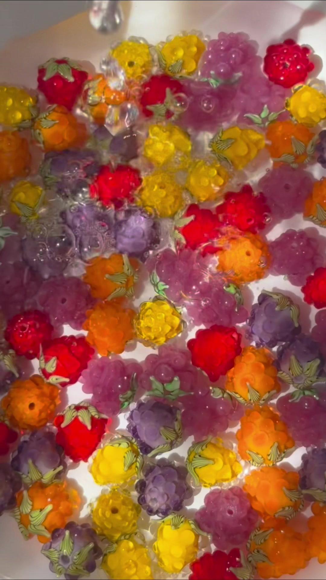 raspberries #raspberry #glassbeads #beadtok #lampwork #glassblowing