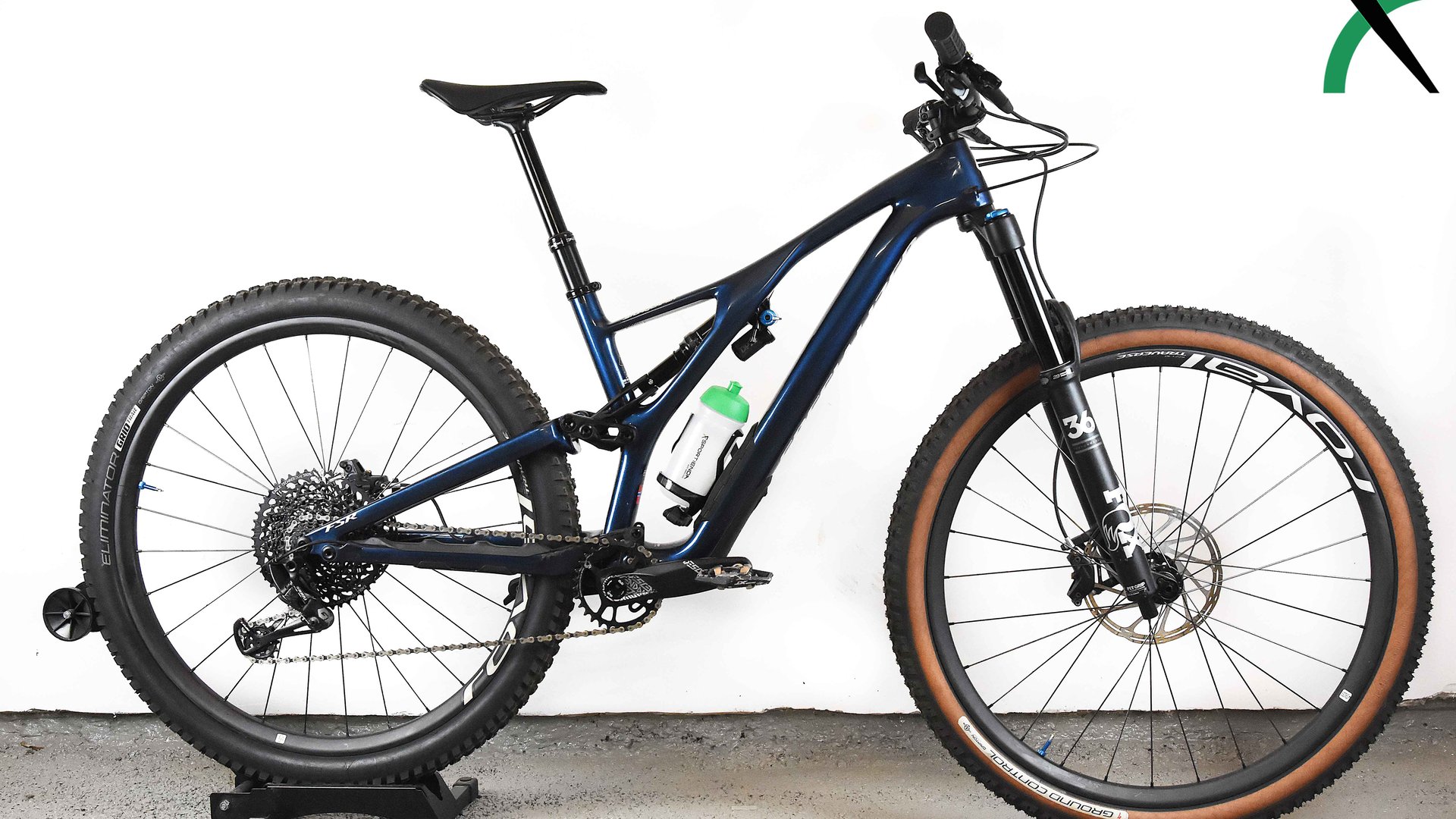 2020 Specialized Stumpjumper Expert Carbon 29