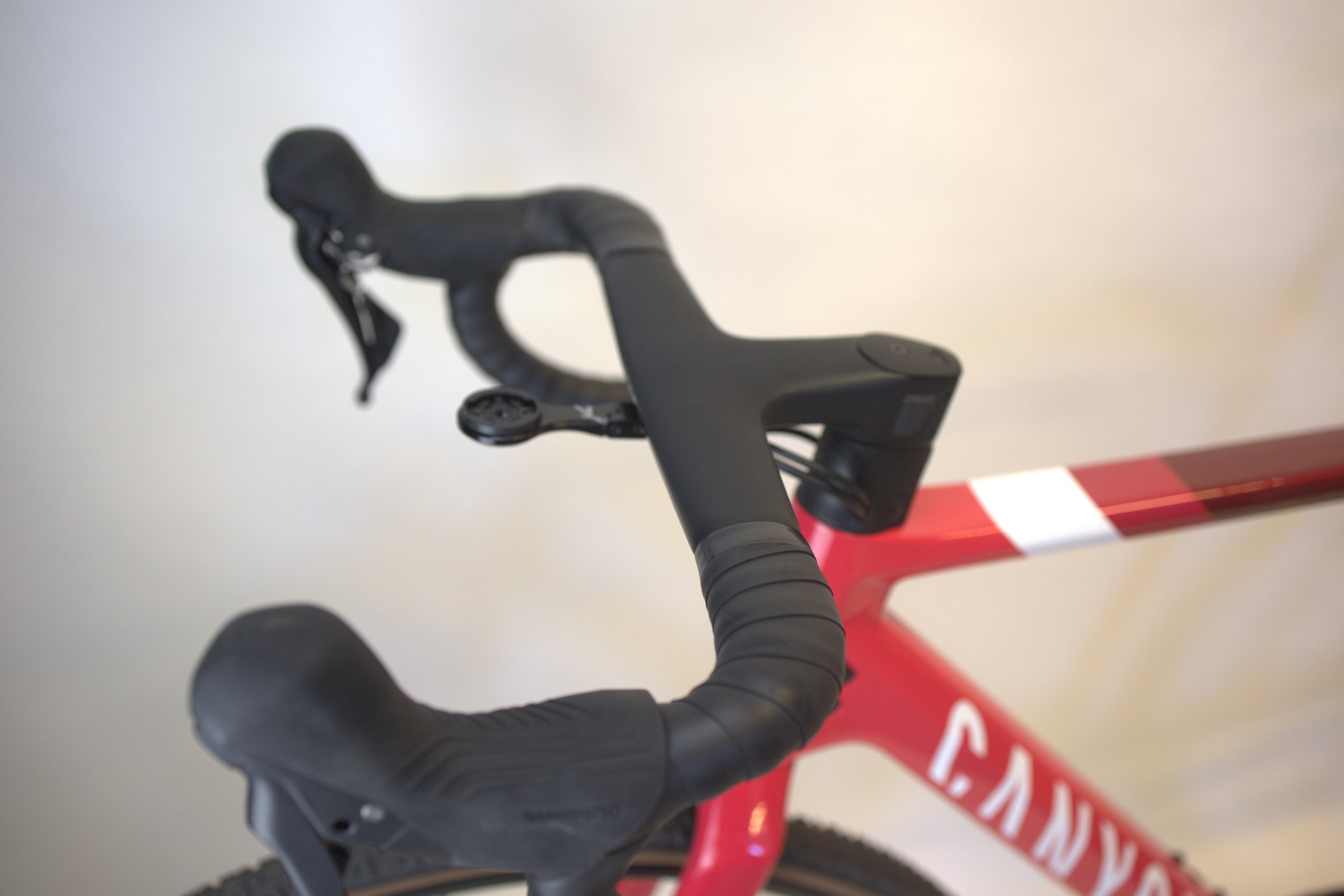 Canyon Inflite CF SL 6