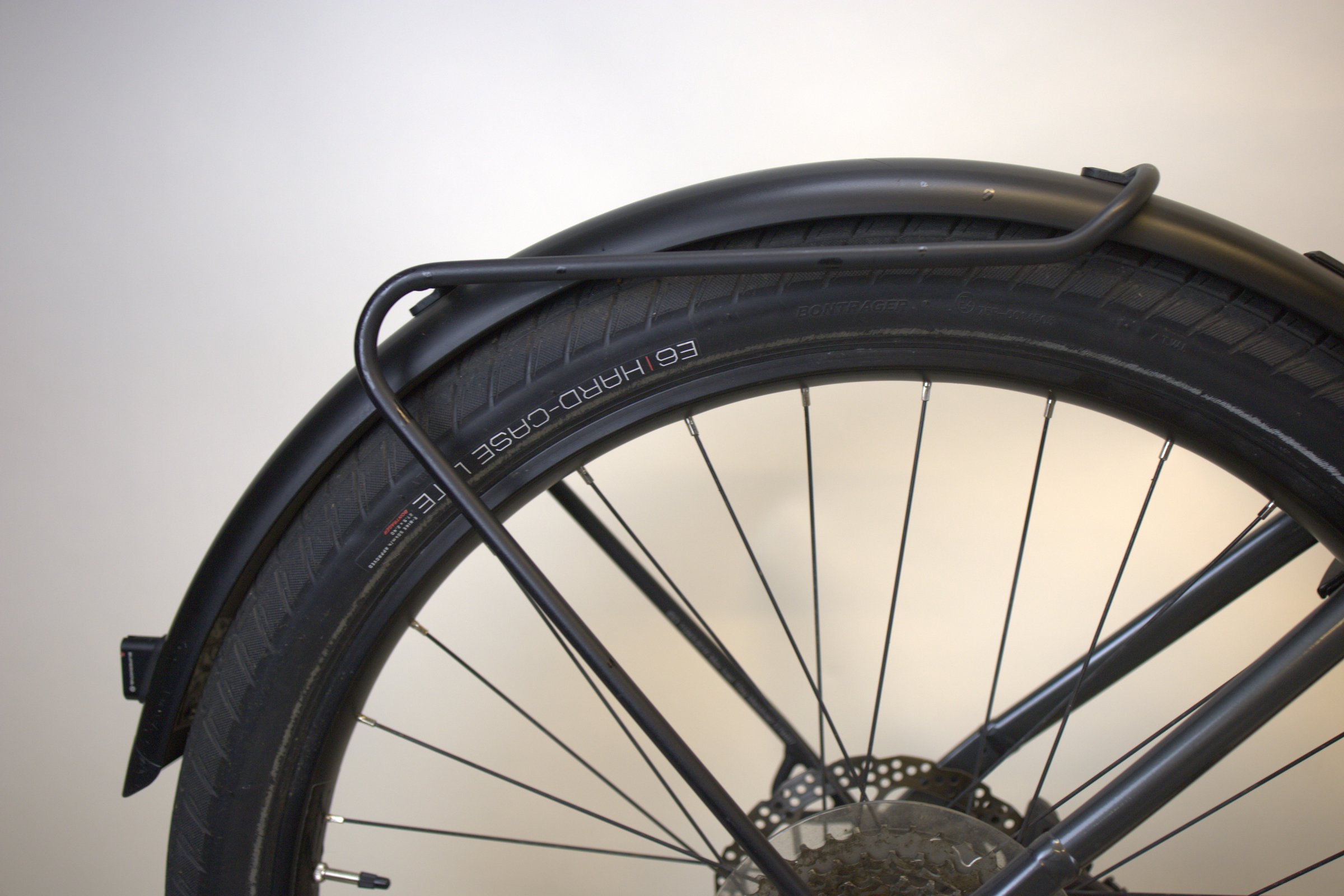 Trek Allant+ 8 Stagger