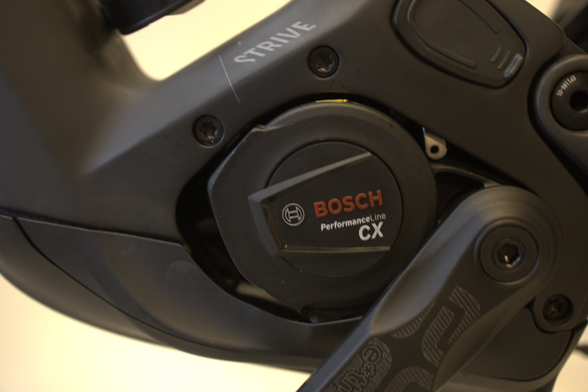 Canyon Strive:ON CFR Underdog