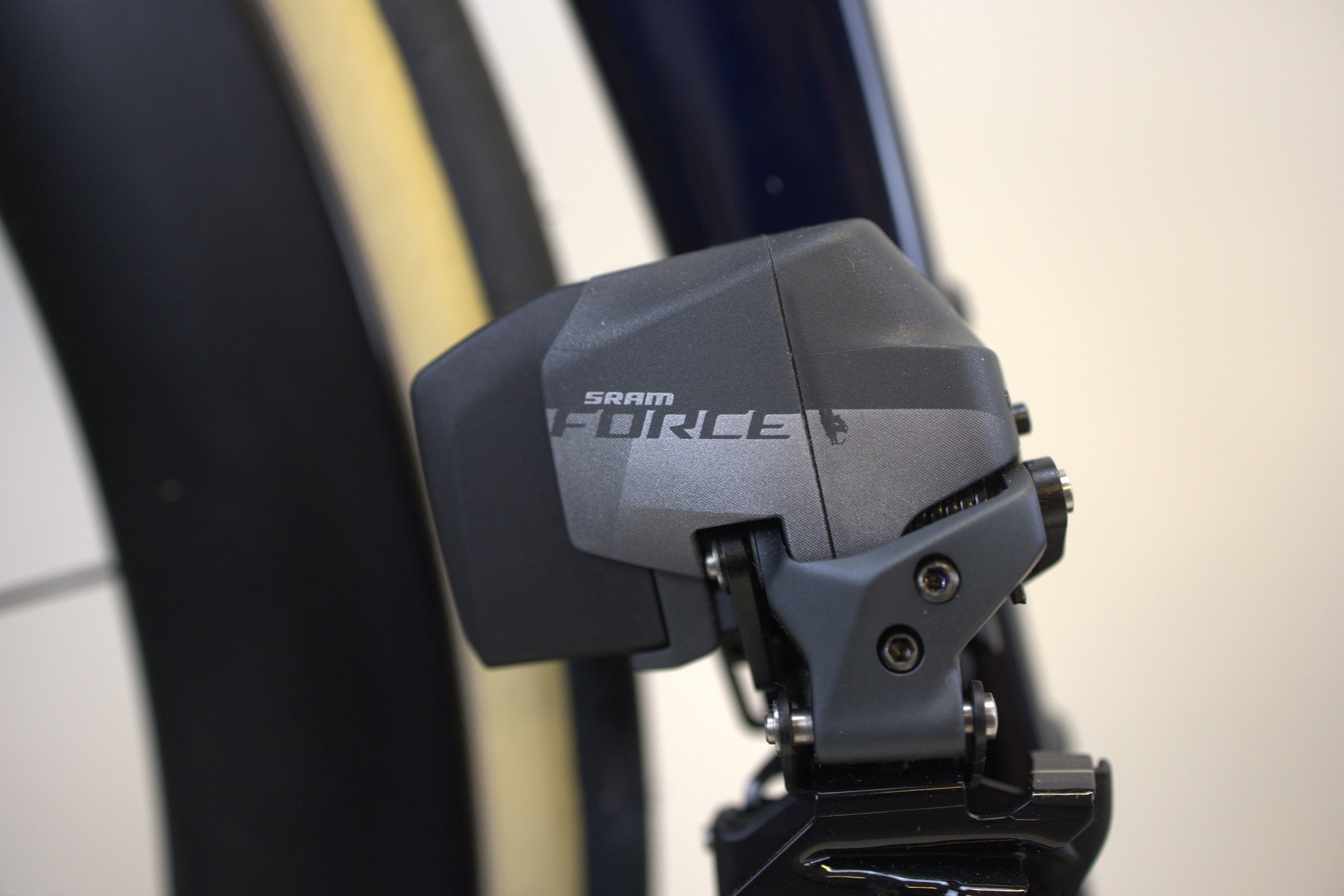 Trek Madone slr 8 Project One med Sram Force + DT Swiss arc 1400 hjulsett (Custom)