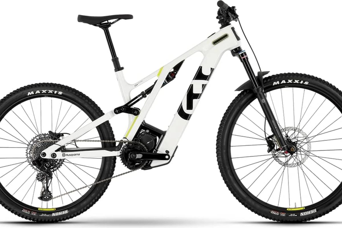 Husqvarna Light Cross LC4