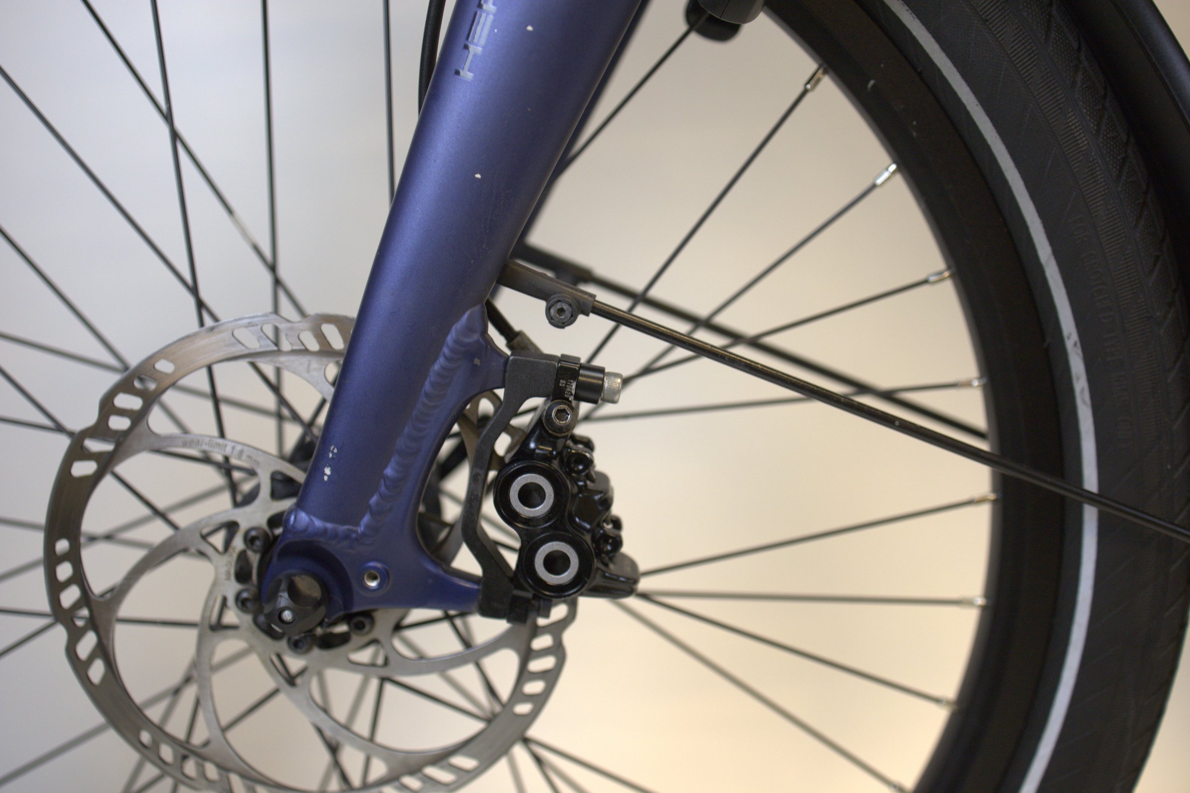 HERCULES ROB FAMILY (1437 km) med barnesete og vinterdekk, kurv og fothviler bak