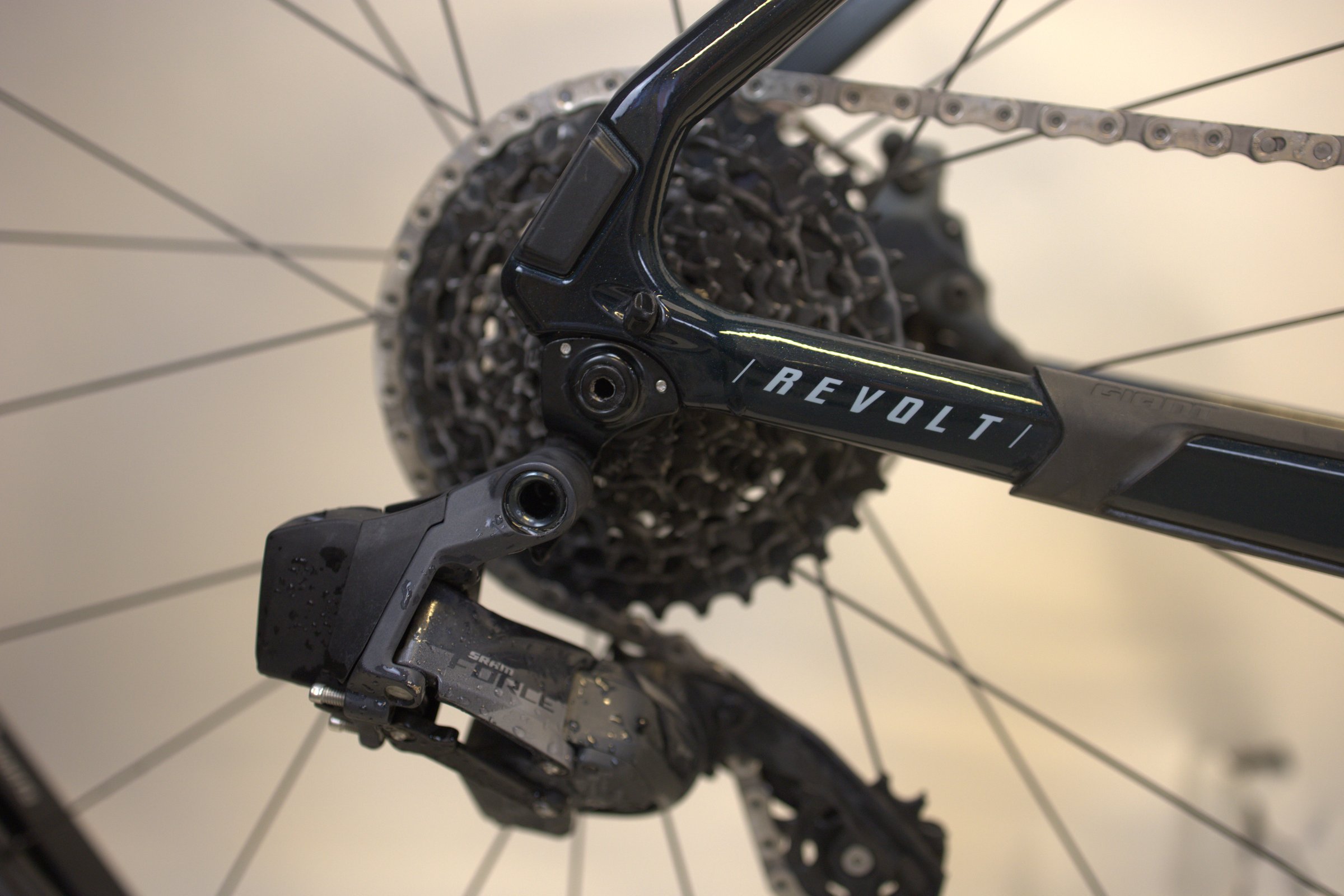 Giant Revolt, Advanced Pro 0