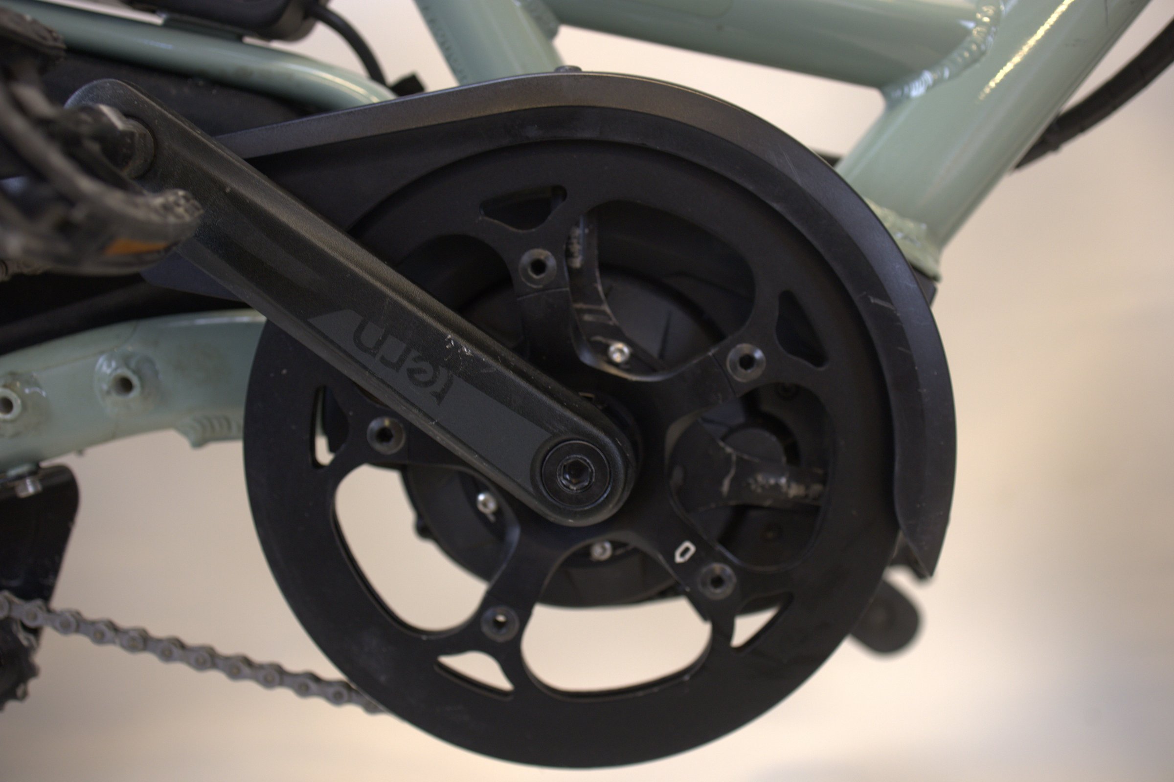 Tern HSD P9 performance med vinterdekk, frontbærer og sittepute