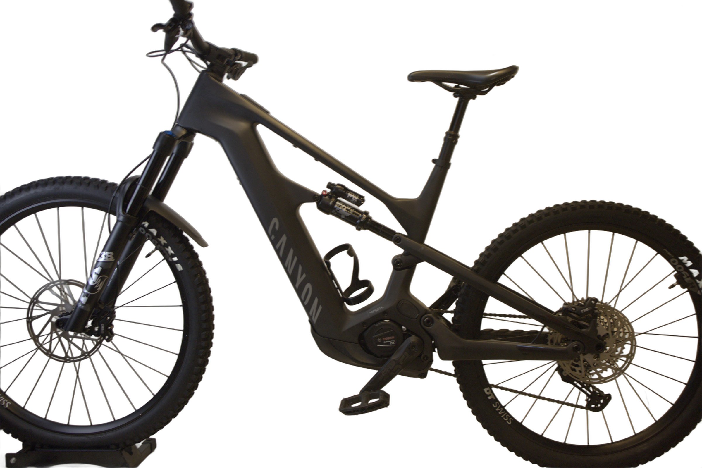 Canyon Strive:ON CFR Underdog
