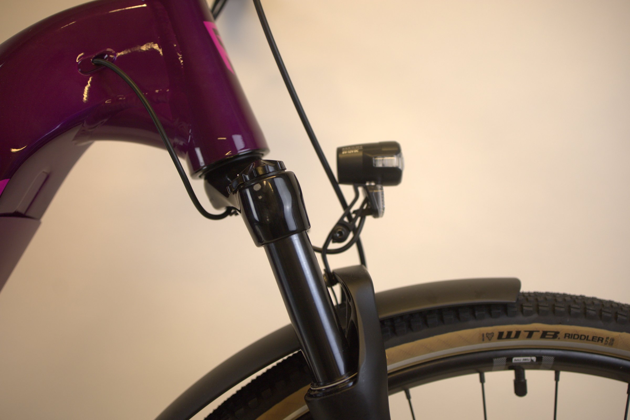 Lilla Rock Machine Crossride Int E500 nærbilde av gaffel og lys.