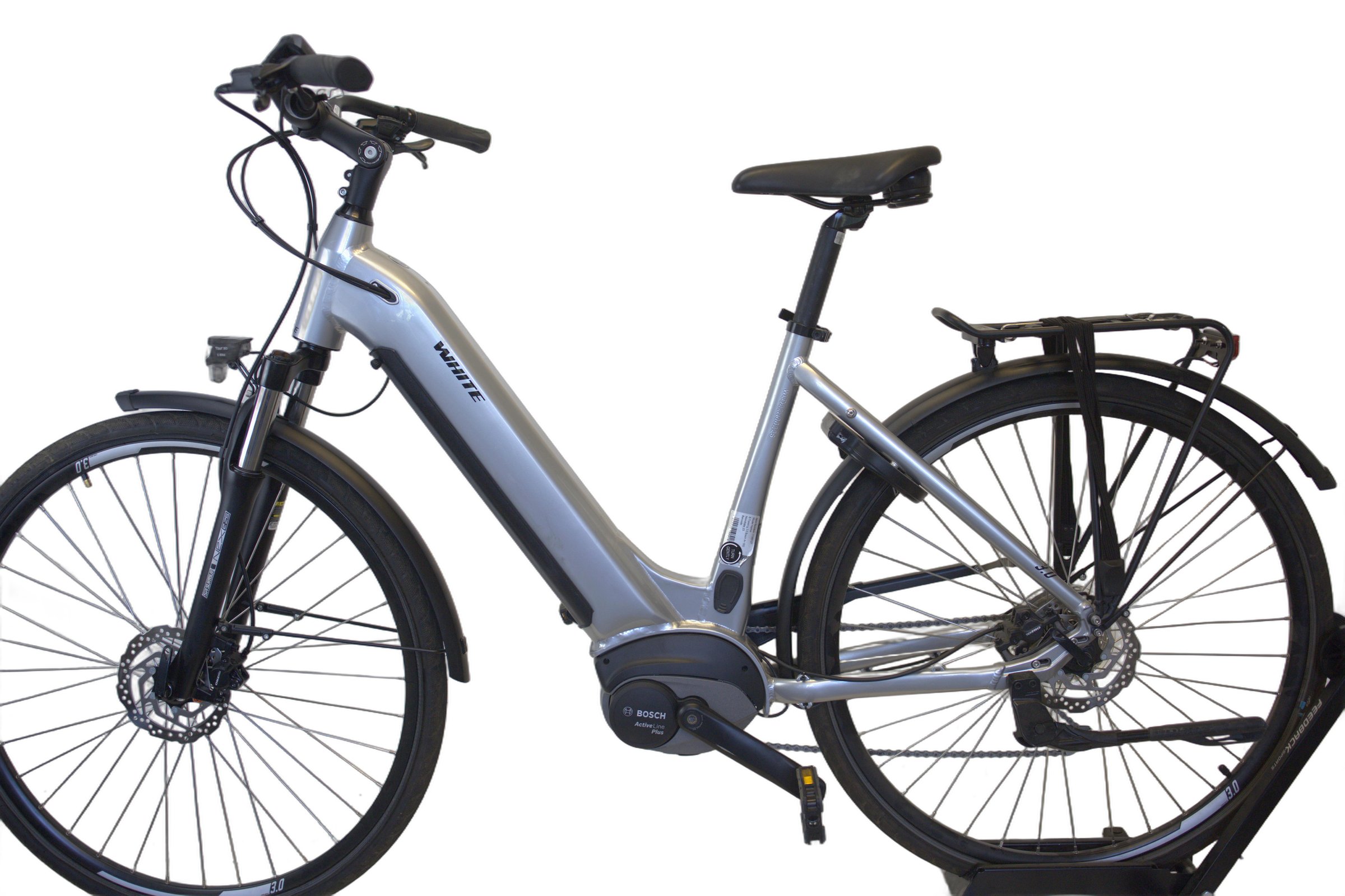 White E-Trekking 3.0 Bosch A+ 500 23